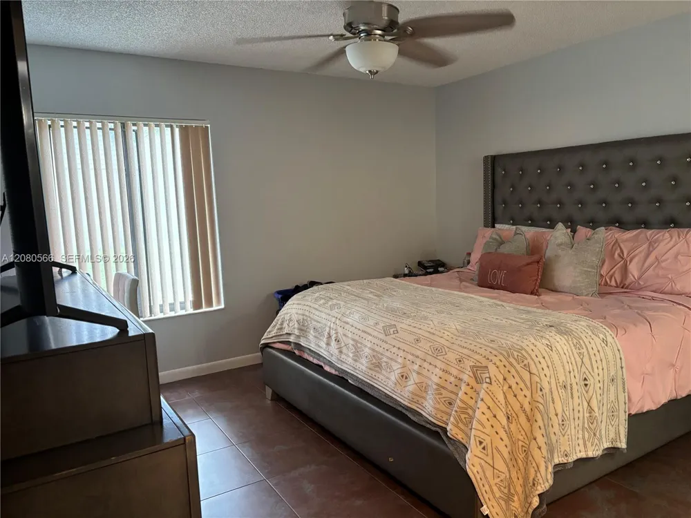 702 Sunny Pine Way #A1 Green Acres, FL 33415