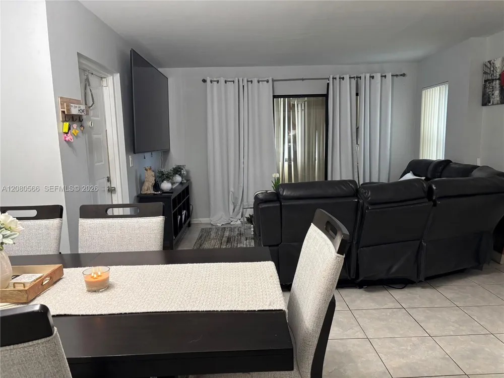 702 Sunny Pine Way #A1 Green Acres, FL 33415