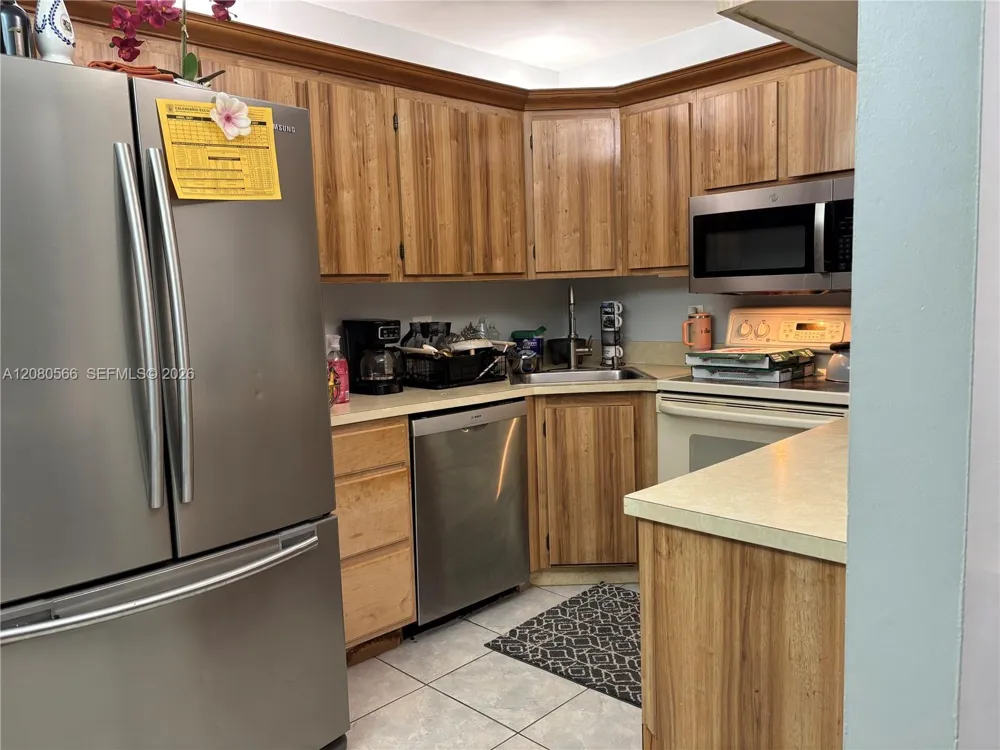 702 Sunny Pine Way #A1 Green Acres, FL 33415