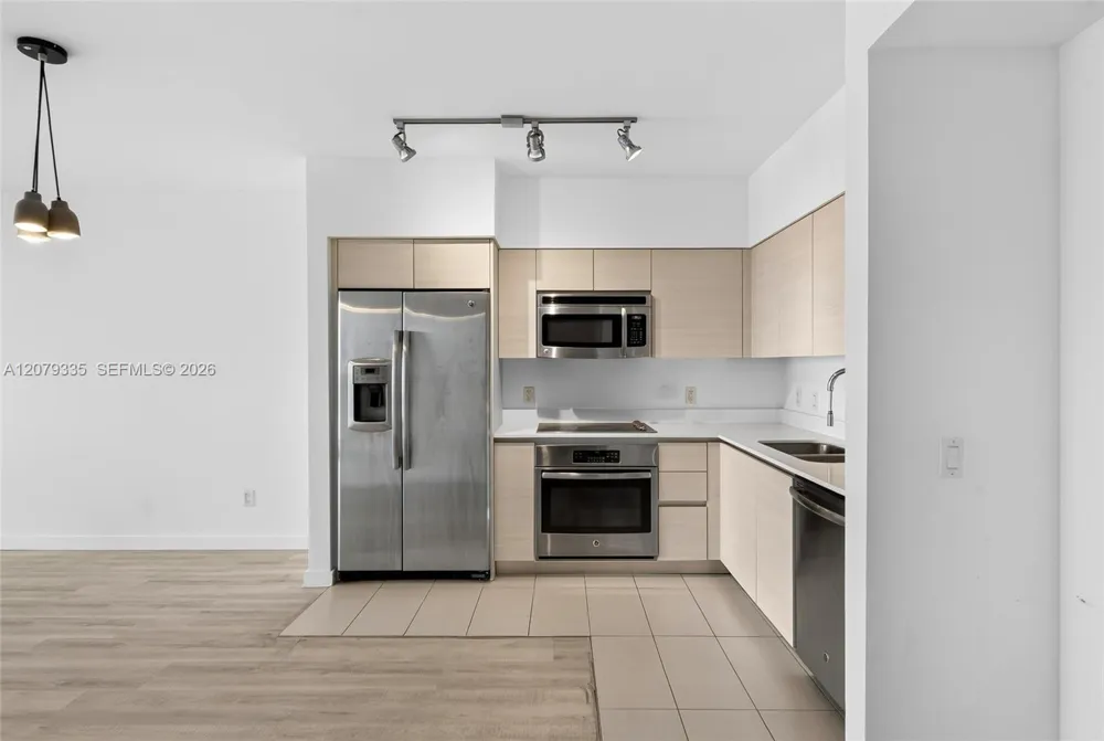 4250 Biscayne Blvd #805 Miami, FL 33137