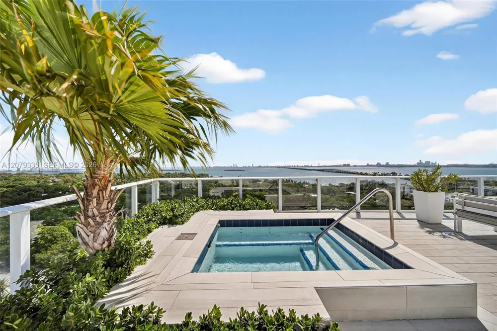 4250 Biscayne Blvd #805 Miami, FL 33137