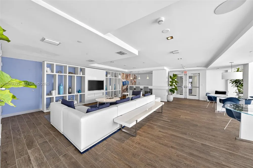 4250 Biscayne Blvd #805 Miami, FL 33137