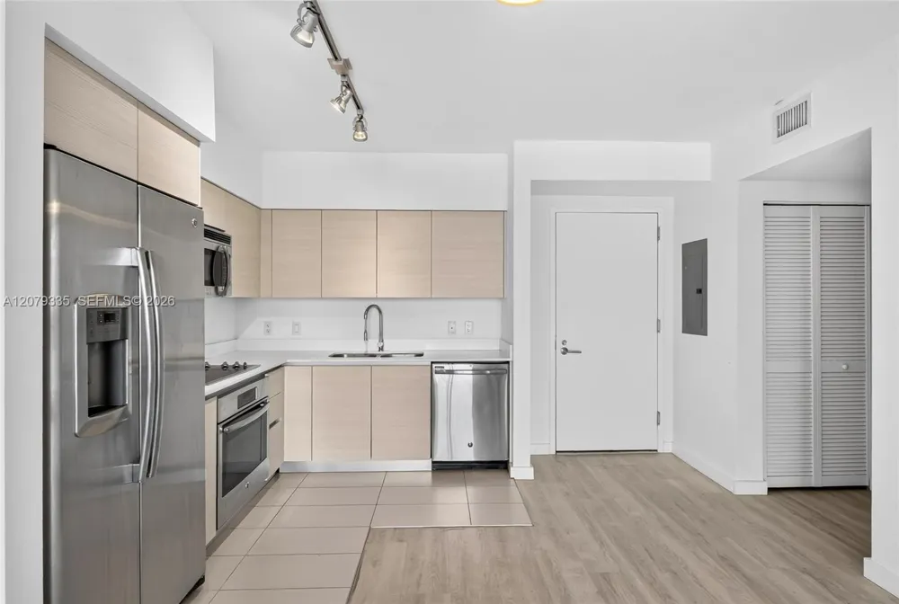 4250 Biscayne Blvd #805 Miami, FL 33137