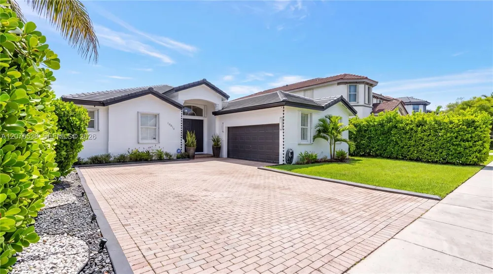 14918 SW 10th St Miami, FL 33194