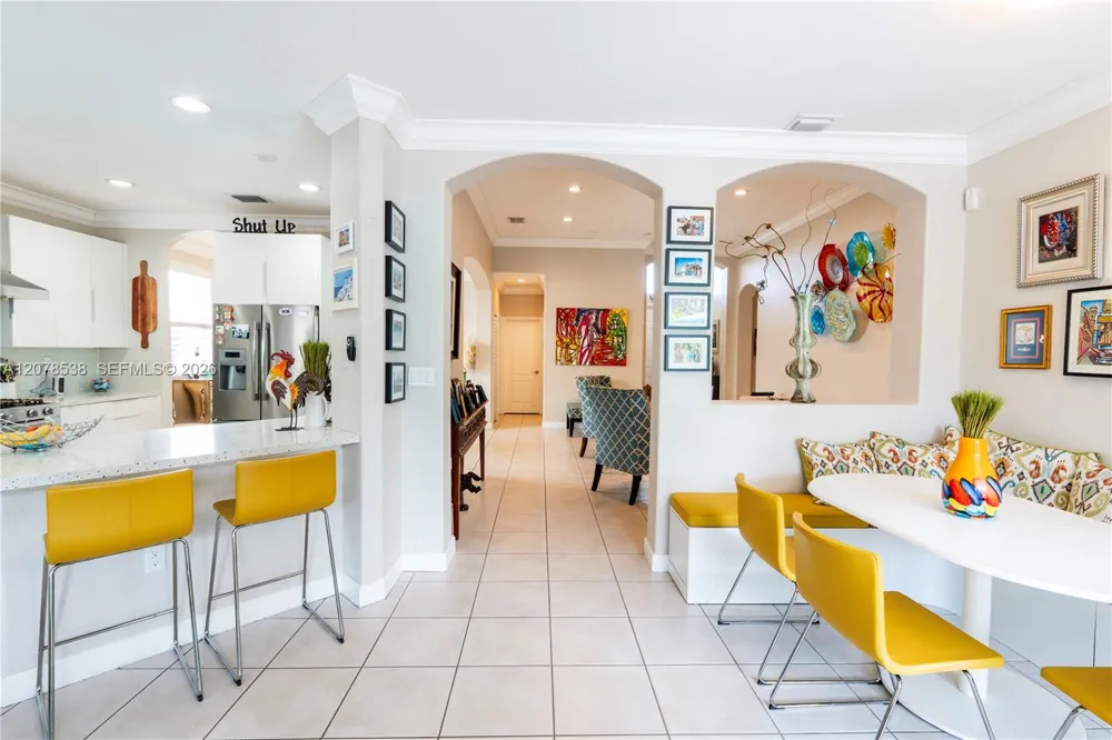 14918 SW 10th St Miami, FL 33194