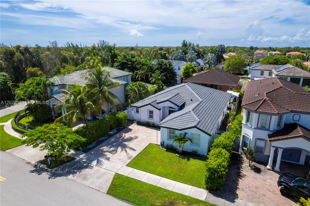 14918 SW 10th St Miami, FL 33194