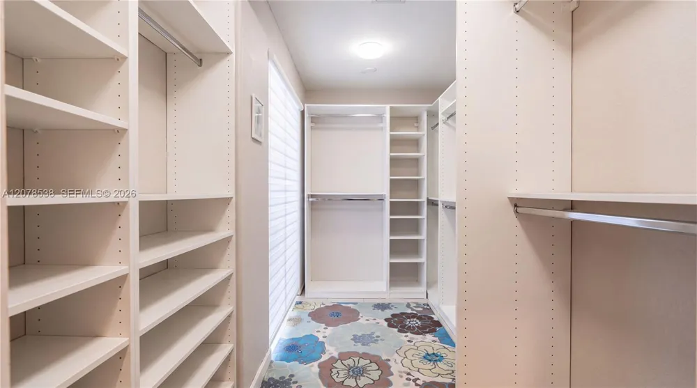 14918 SW 10th St Miami, FL 33194