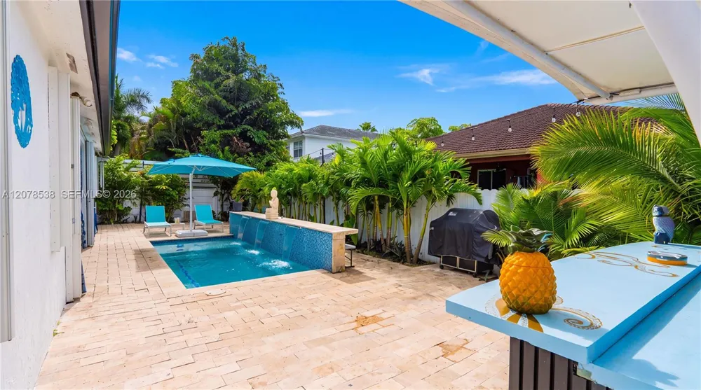 14918 SW 10th St Miami, FL 33194