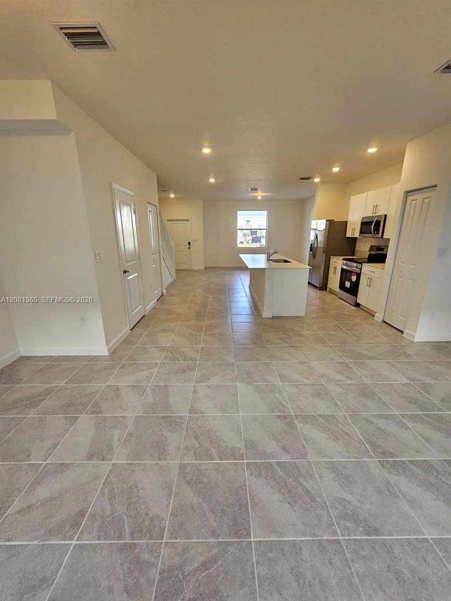 1175 SE 1 st #0 Florida City, FL 33034