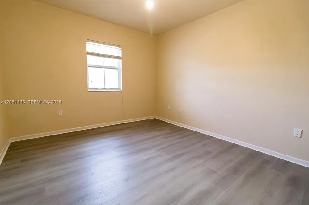 8800 NW 97th Ave #208 Doral, FL 33178