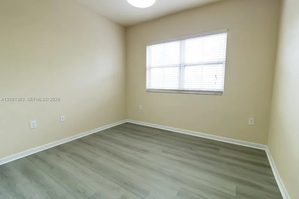 8800 NW 97th Ave #208 Doral, FL 33178