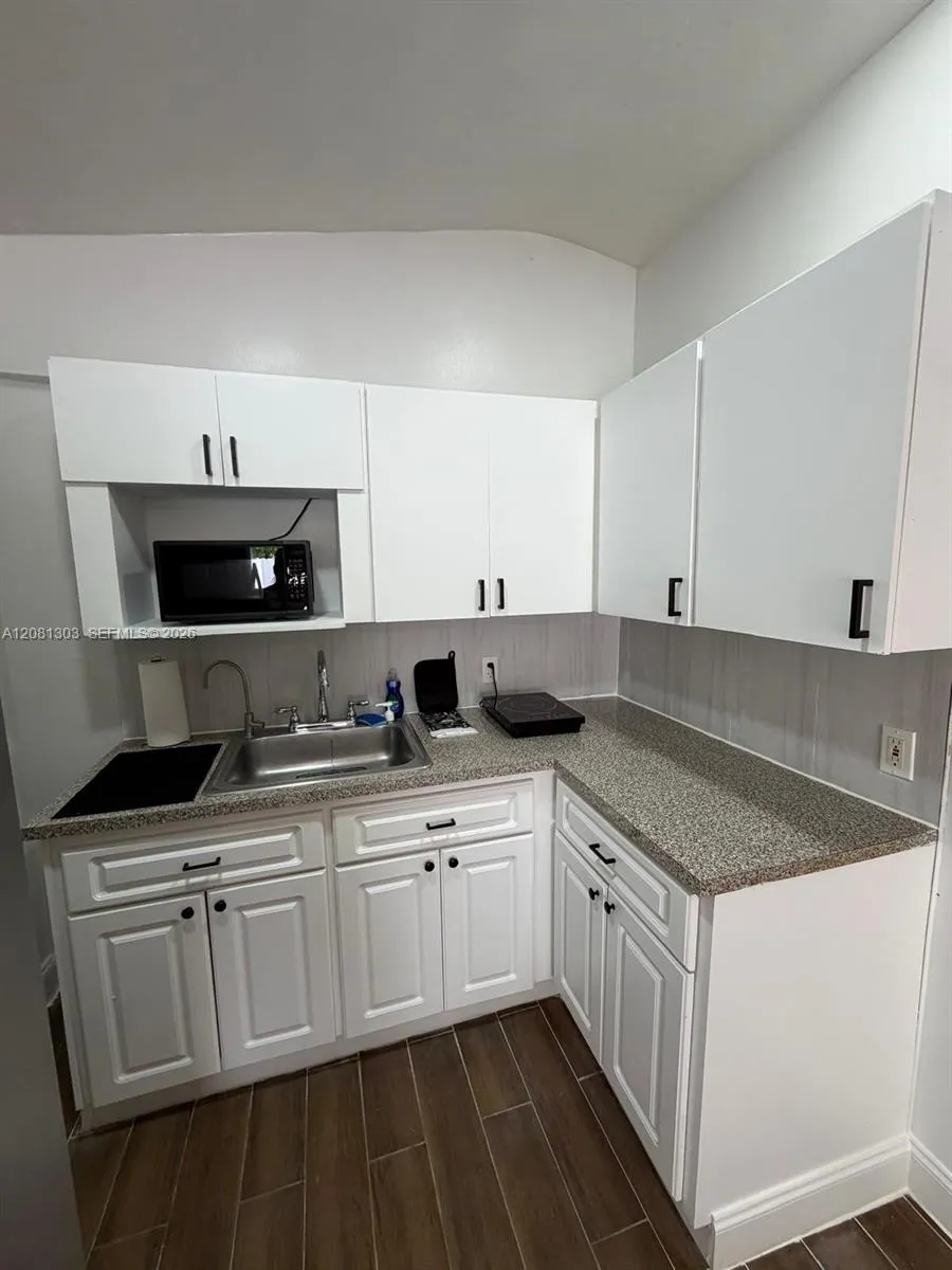 Address Not Shown Homestead, FL 33033