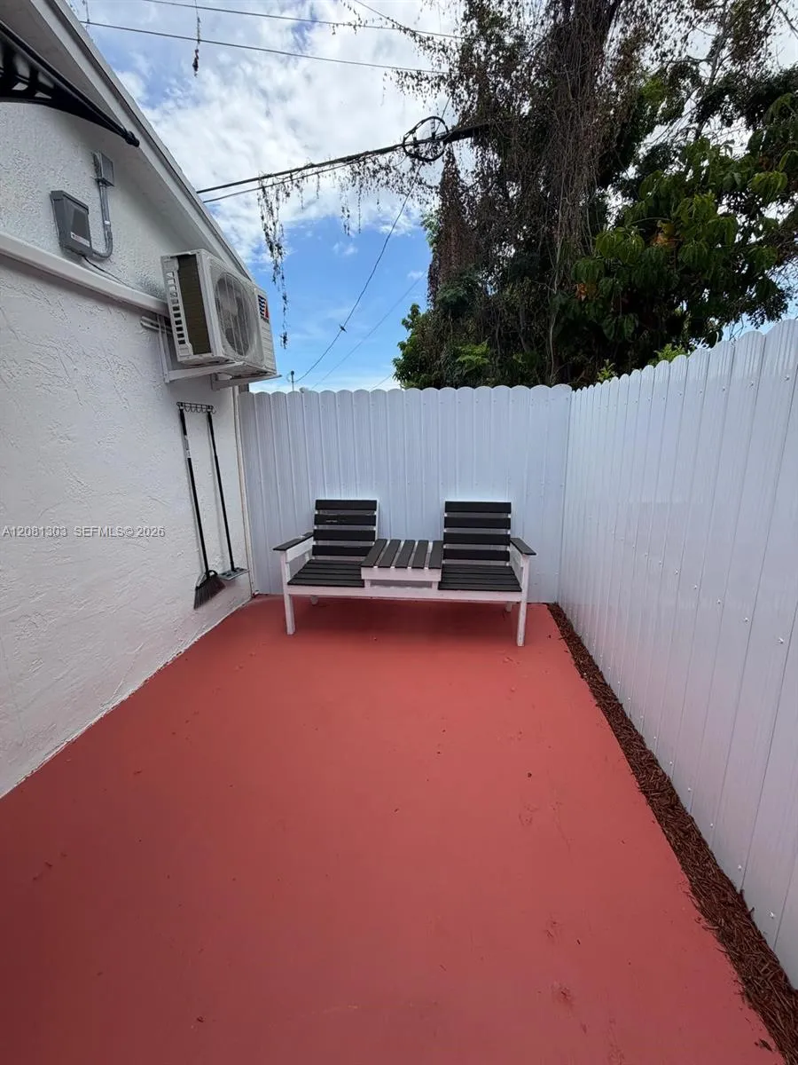 Address Not Shown Homestead, FL 33033