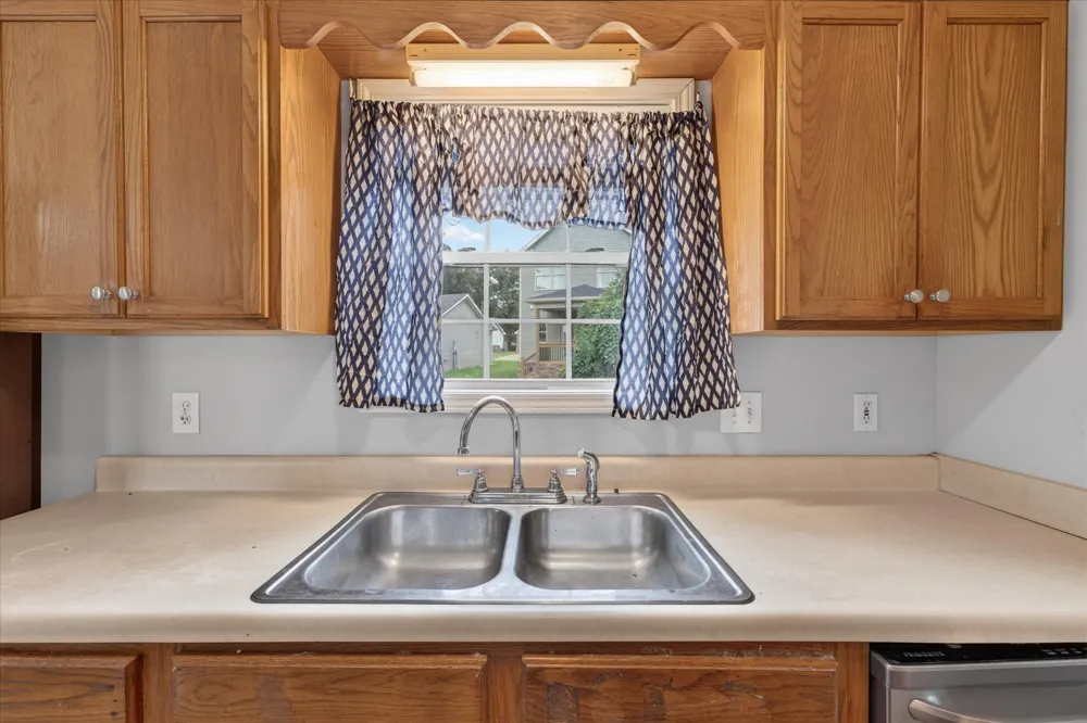 1862 Timberline Pl Clarksville, TN 37042