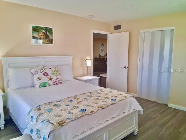 4145 HERON WAY #E-208 Bradenton, FL 34205