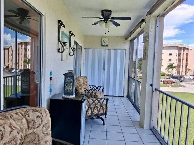 4145 HERON WAY #E-208 Bradenton, FL 34205