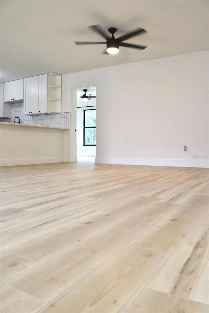 6124 RHYTHM BOULEVARD Orlando, FL 32808