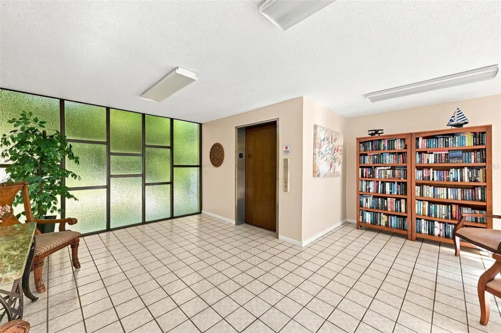 2650 PEARCE DRIVE #309 Clearwater, FL 33764
