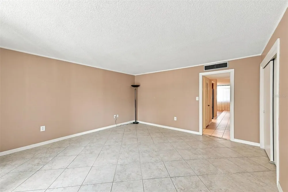 2650 PEARCE DRIVE #309 Clearwater, FL 33764