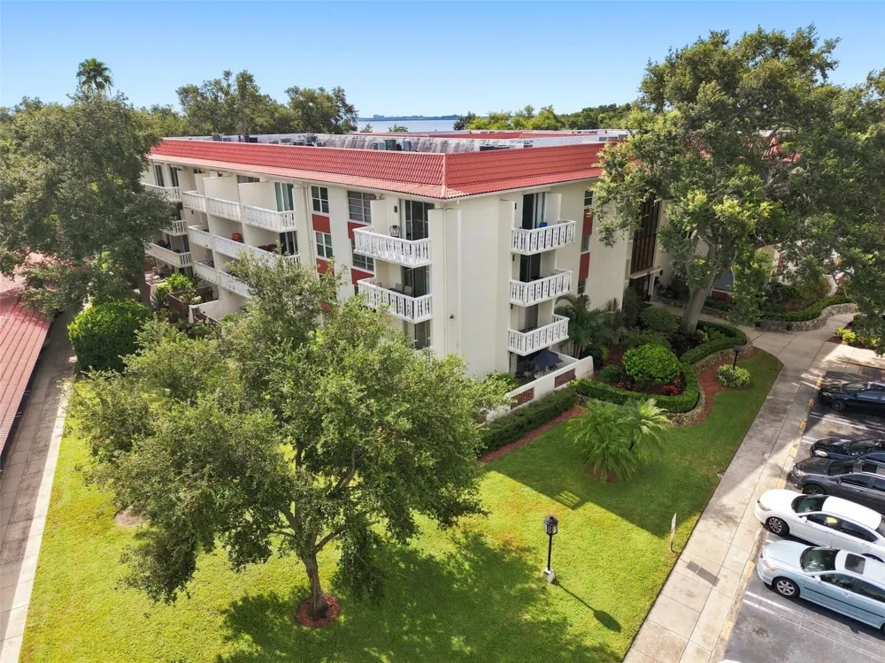 2650 PEARCE DRIVE #309 Clearwater, FL 33764