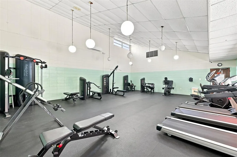 2650 PEARCE DRIVE #309 Clearwater, FL 33764