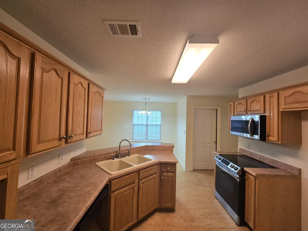 150 Knights BRG Warner Robins, GA 31093