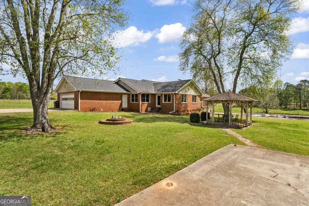 161 Minter DR Hampton, GA 30228