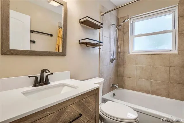 16670 E Tufts Avenue Aurora, CO 80015