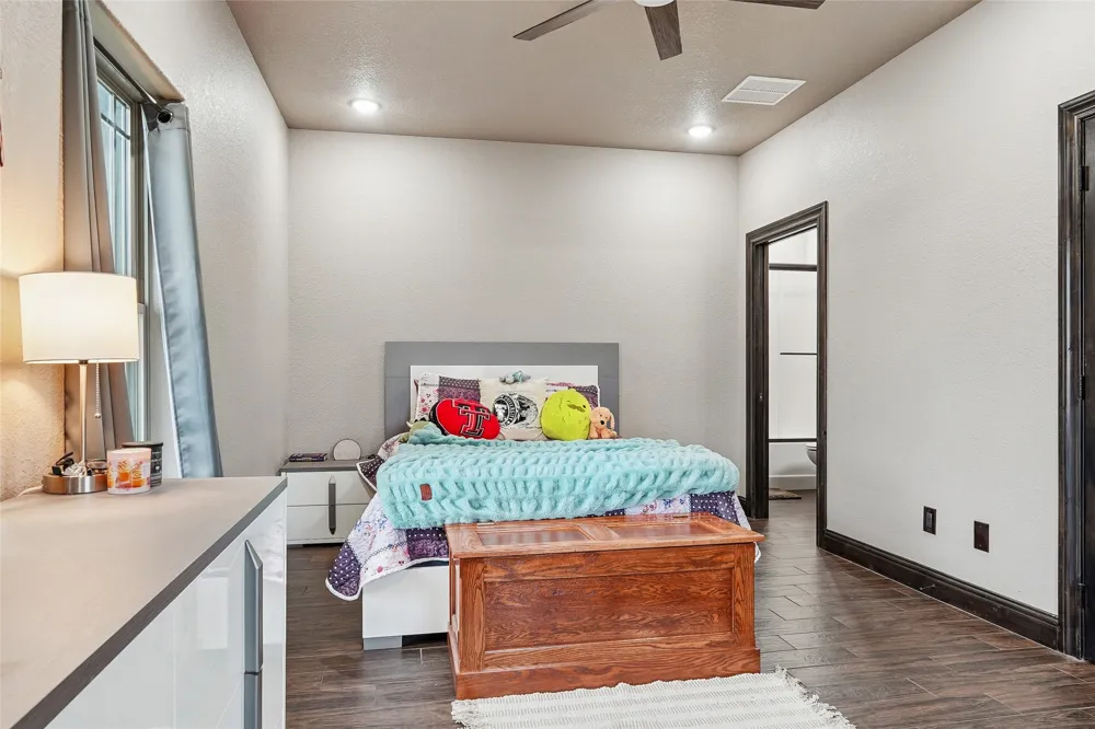 820 Fleitman Drive Muenster, TX 76252