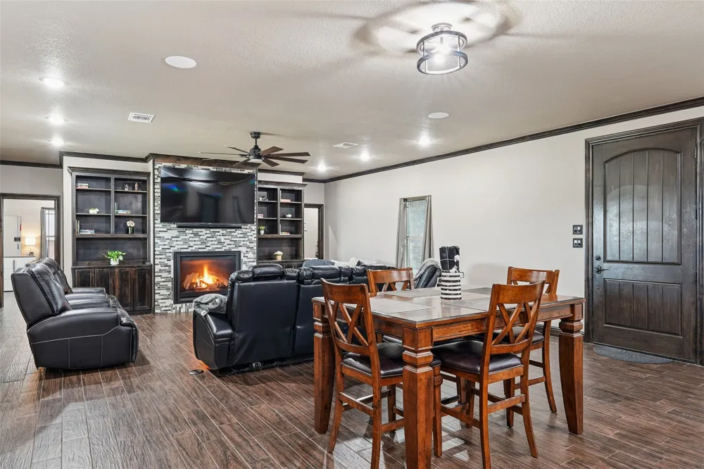 820 Fleitman Drive Muenster, TX 76252
