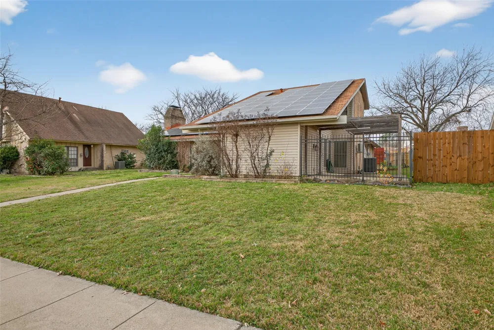 2801 Vancouver Street Irving, TX 75062