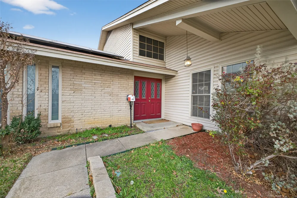 2801 Vancouver Street Irving, TX 75062