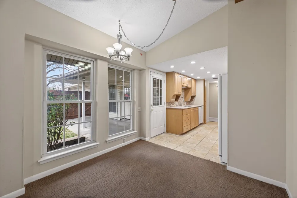 2801 Vancouver Street Irving, TX 75062