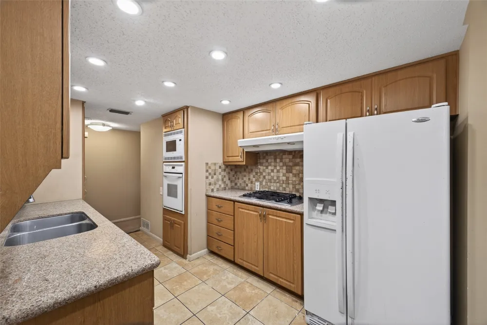 2801 Vancouver Street Irving, TX 75062