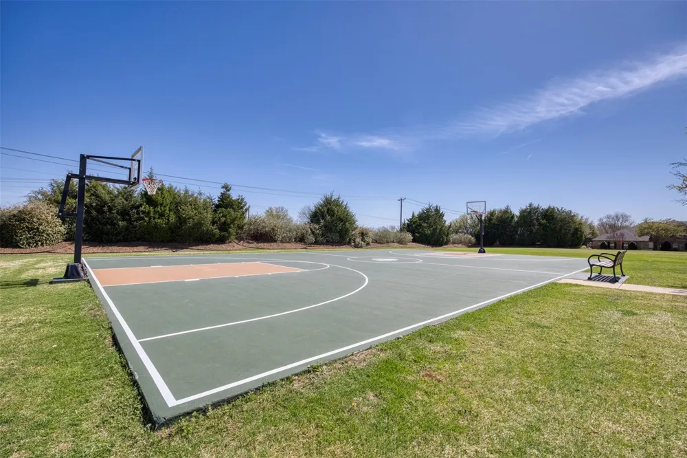 5682 Orchard Parkway Fairview, TX 75069