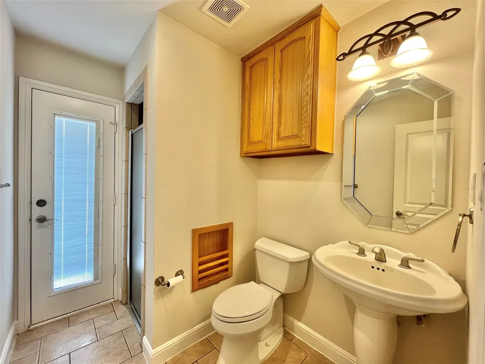 245 Spring Creek Court Paradise, TX 76073