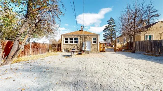 1621 Trenton Street Denver, CO 80220
