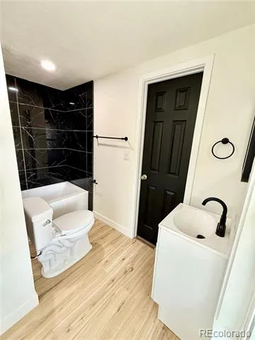 1926 Hanover Street Aurora, CO 80010