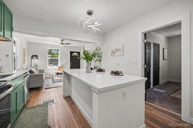 1926 Hanover Street Aurora, CO 80010