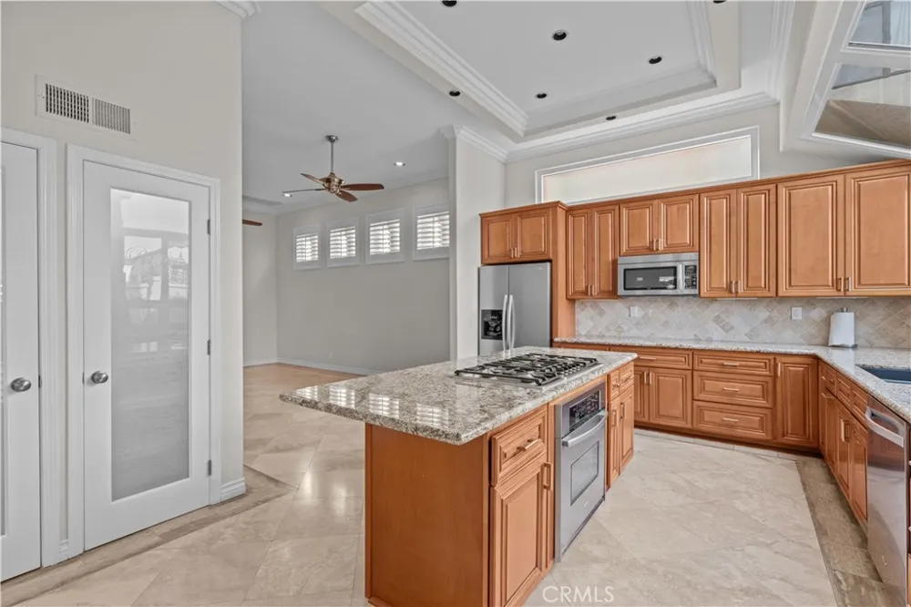 22711 Las Brisas Laguna Niguel, CA 92677