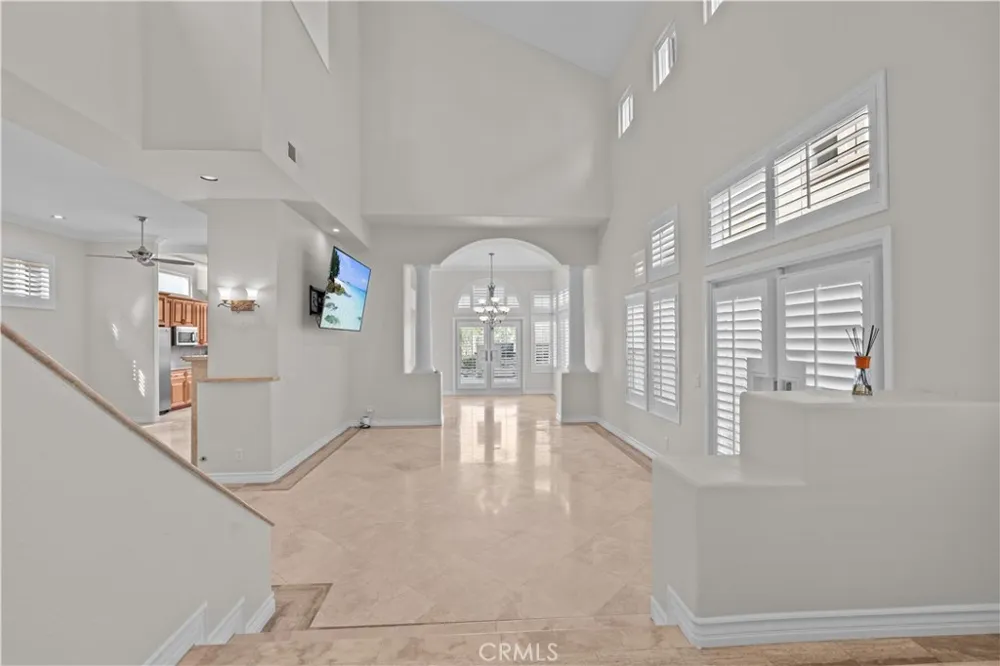 22711 Las Brisas Laguna Niguel, CA 92677