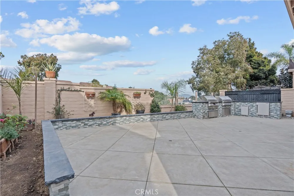 22711 Las Brisas Laguna Niguel, CA 92677