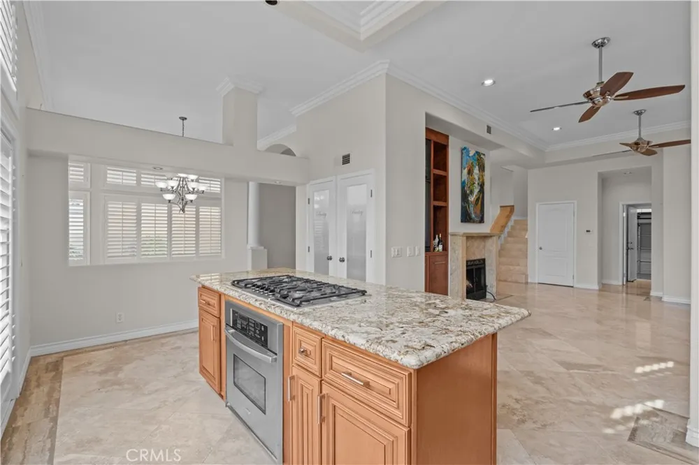 22711 Las Brisas Laguna Niguel, CA 92677