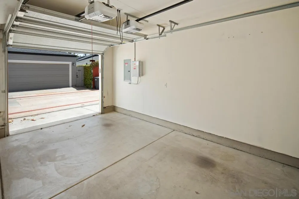 851 C Ave. Coronado, CA 92118