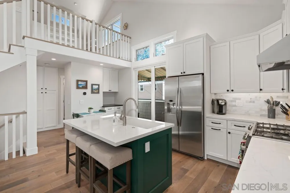 851 C Ave. Coronado, CA 92118