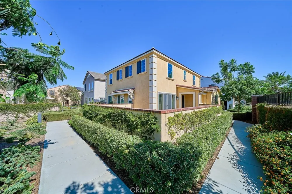 16378 Embark Way Chino, CA 91708