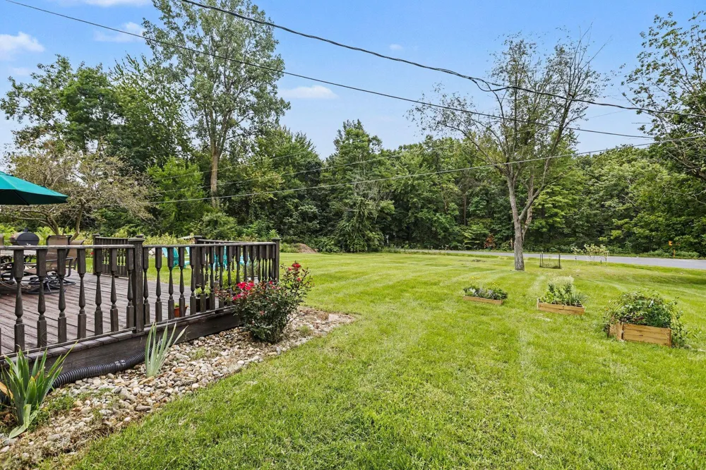 95427 Magician Lk Road Dowagiac, MI 49047