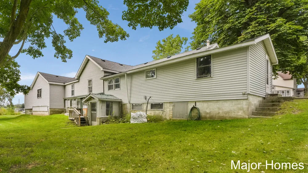 417 W Main Street Stanton, MI 48888