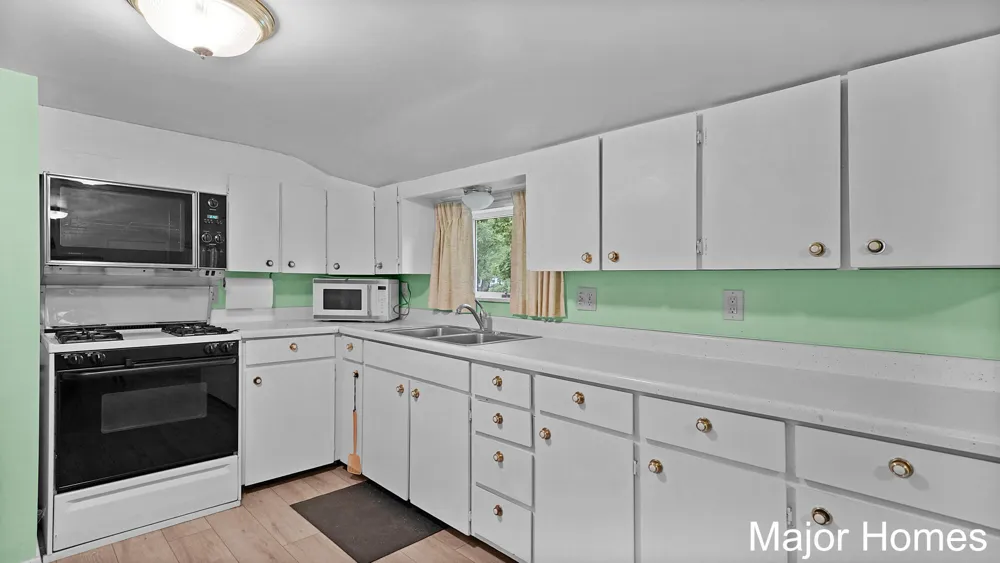 417 W Main Street Stanton, MI 48888