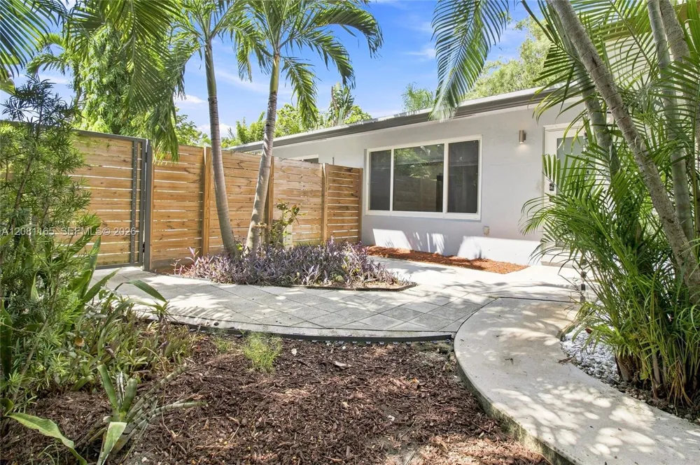 1621 NE 25th St #1621 Wilton Manors, FL 33305